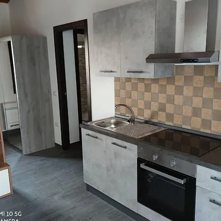 Roby's House, Vivi La In Relax Appartement *